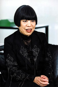 �R�V�m�W�����R